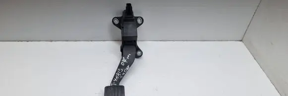 Toyota Auris 150 Accelerator throttle pedal 781100D030