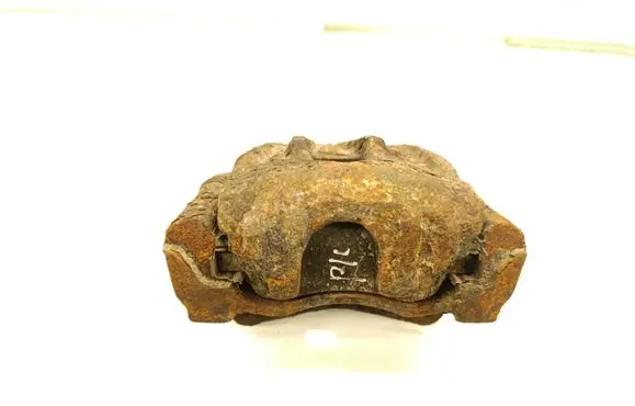 Front brake caliper