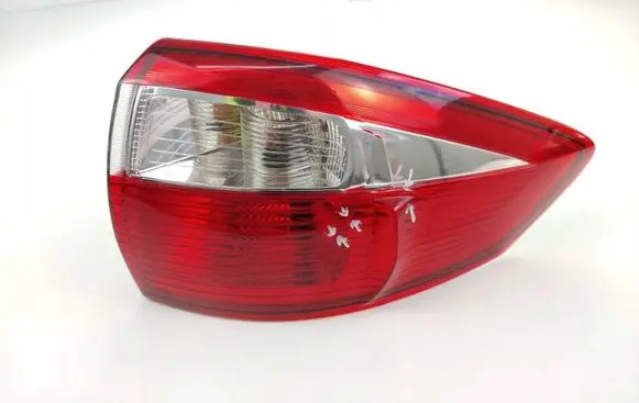 Ford C-MAX II Rear/tail lights AM5113404BF