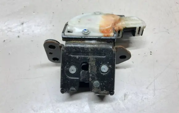 Mazda 6 Tailgate/trunk/boot lock/catch/latch