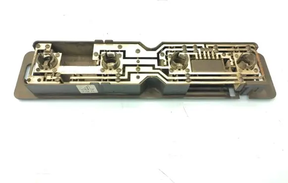 Mercedes-Benz Sprinter W901 W902 W903 W904 Tail light bulb cover holder
