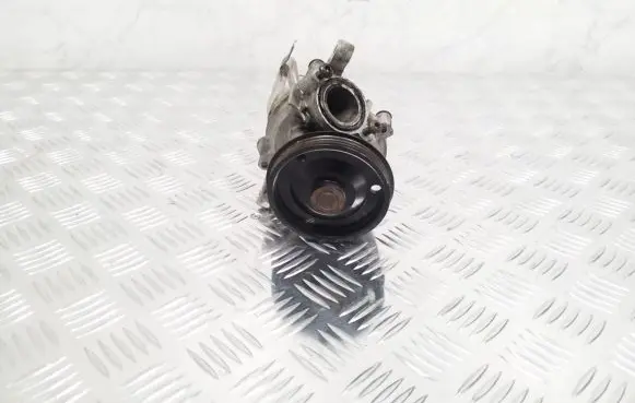 Volvo XC90 Water pump 32252284