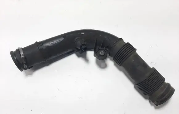 Volvo XC60 Air intake duct part 31657341