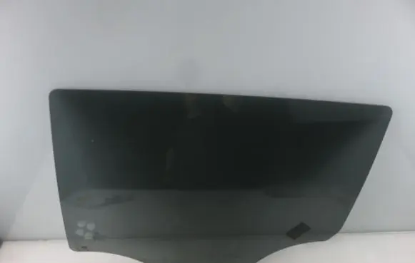 Peugeot 2008 I Rear door window glass 