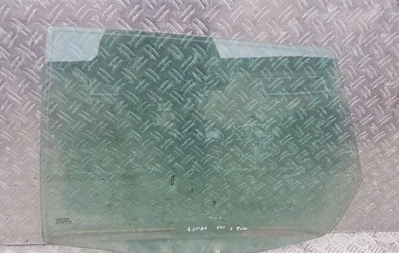 Volvo S40, V40 Rear door window glass