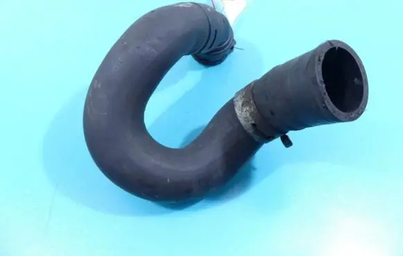 Toyota Avensis T270 Engine coolant pipe/hose IMPRK1291880