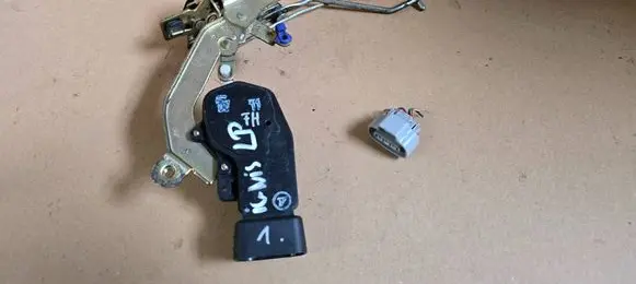 Suzuki Ignis Front door lock 8220280G11 8220280G20