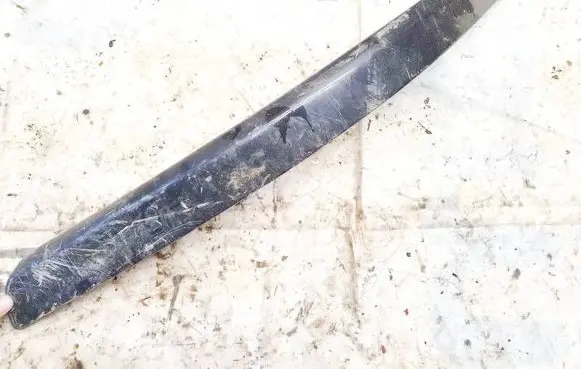 Volvo V70 Front bumper splitter molding 08693169