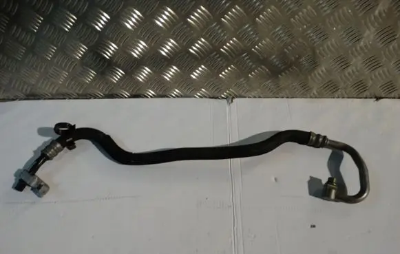 BMW 1 E82 E88 Turbo turbocharger oiling pipe/hose 7573273