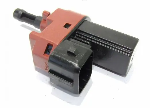 Clutch pedal sensor