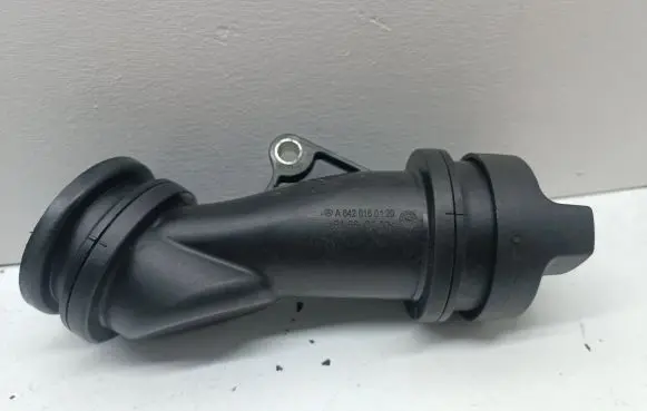 Mercedes-Benz Sprinter W906 Oil filler cap A6420160129 6420160129