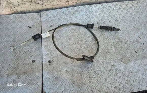 Volvo XC90 Gear shift cable linkage 30759239
