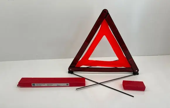 Mercedes-Benz E W212 Emergency warning sign 27R032737