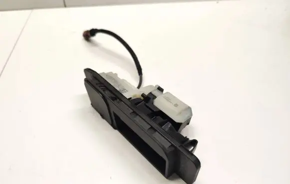 Mercedes-Benz C W205 Tailgate handle with camera A0997503600 Z6S001
