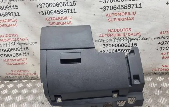 Volkswagen Touran I Dashboard lower bottom trim panel 1T1858365J 1T1858365K