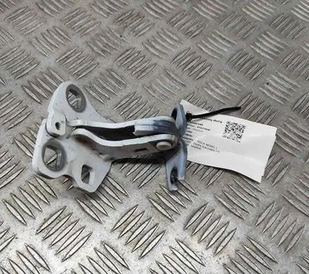 Tesla Model 3 Rear door upper hinge 109133000F
