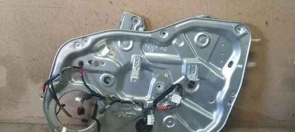 KIA Sorento Front window lifting mechanism without motor 1C040765 G11DB30 916012P301