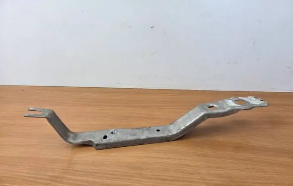 Audi A7 S7 4G Headlight/headlamp mounting bracket 4G8807591