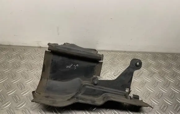 Volvo S80 Intercooler air guide/duct channel 30678191