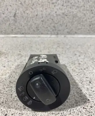 Audi A4 S4 B7 8E 8H Light switch 8E0941531C