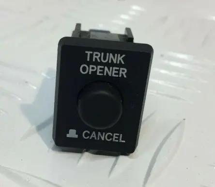 Lexus IS 220D-250-350 Tailgate opening switch 15A257