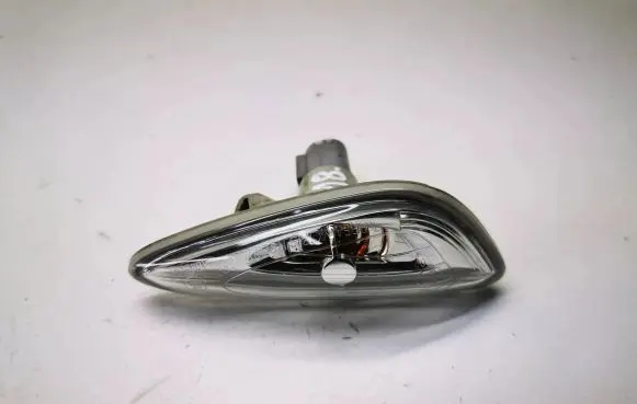 KIA Sportage Front fender indicator light 923043S0
