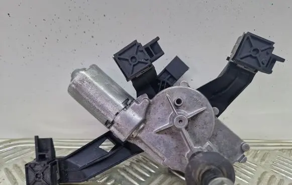 Peugeot 207 Rear window wiper motor 9652418780 0390201813