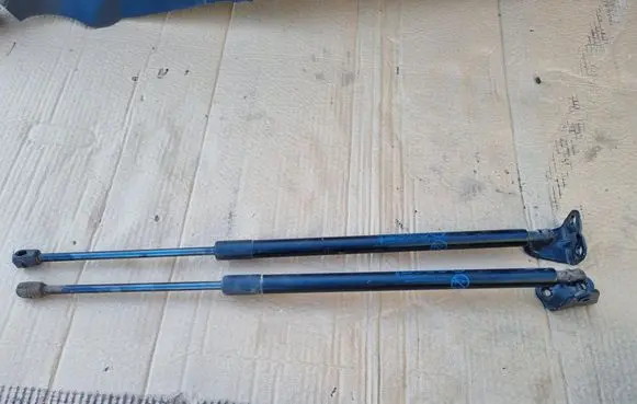 Ford Kuga III Tailgate strut LV4BS406A11CA