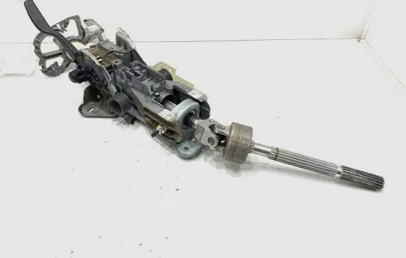 BMW 5 E60 E61 Steering wheel axle 5826475