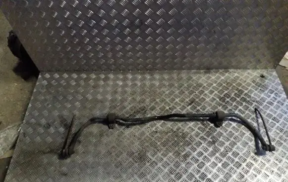 Skoda Octavia Mk2 (1Z) Front anti-roll bar/sway bar 1K0411303AQ