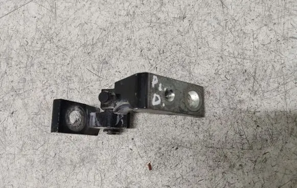 Audi A6 S6 C6 4F Front door upper hinge