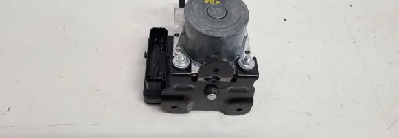 Jaguar XE ABS Pump HX7314F447AF 16081673 314963