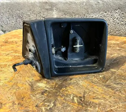 Mercedes-Benz E W124 Manual wing mirror 