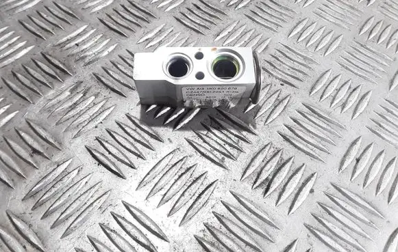 Skoda Yeti (5L) Air conditioning (A/C) expansion valve 1K0820679
