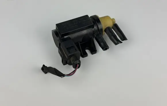 Volkswagen Transporter - Caravelle T5 Turbo solenoid valve 1K0906627A 70086800 07T039