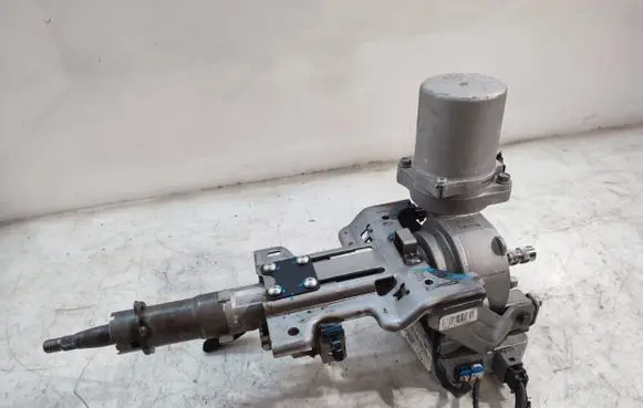 KIA Sportage Steering wheel axle 563003U713