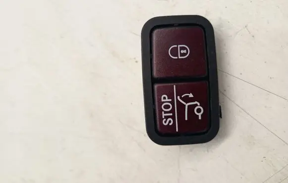 Mercedes-Benz GLC X253 C253 Tailgate/boot open switch button 2128210551