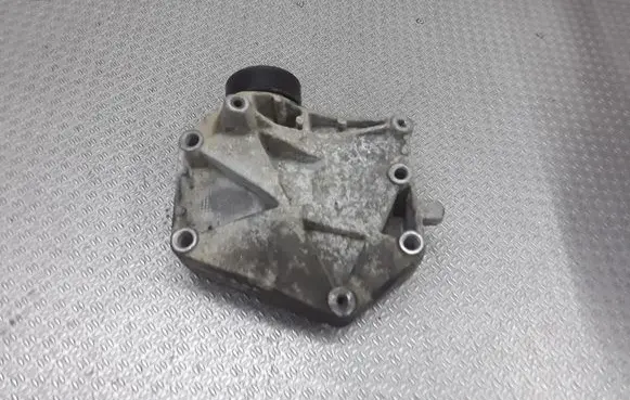 Opel Astra H A/C compressor mount bracket 55191339