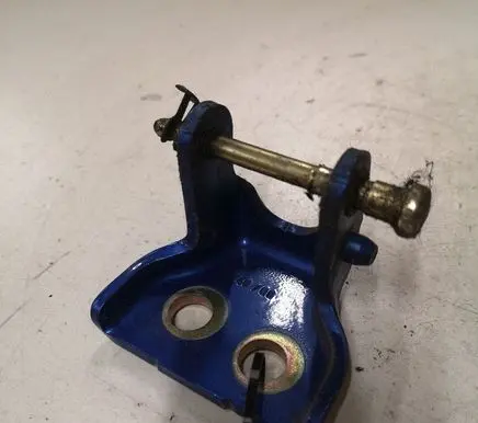 Peugeot 407 Rear door upper hinge