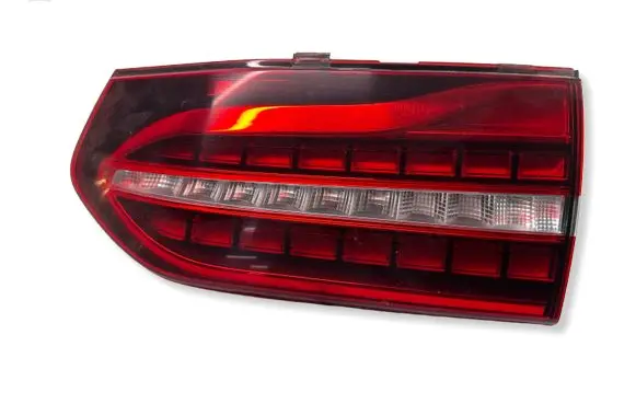 Mercedes-Benz E W213 Tailgate rear/tail lights 633000