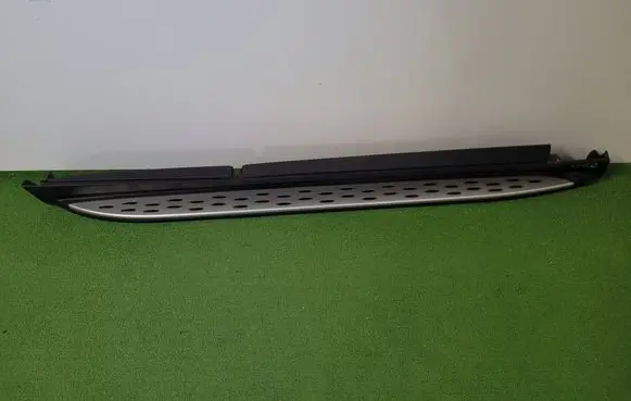 Mercedes-Benz GLE (W166 - C292) Sill A1666980225