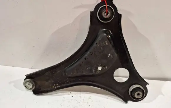 Renault Twingo III Front control arm