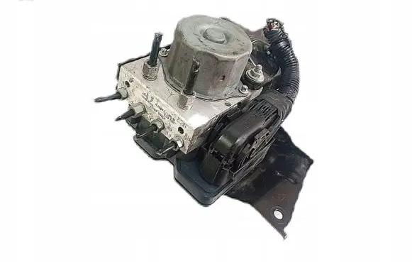Nissan X-Trail T32 ABS Pump 476604BK5A