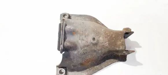 Audi A4 S4 B8 8K Engine mounting bracket 8k0399060 8k0399060a