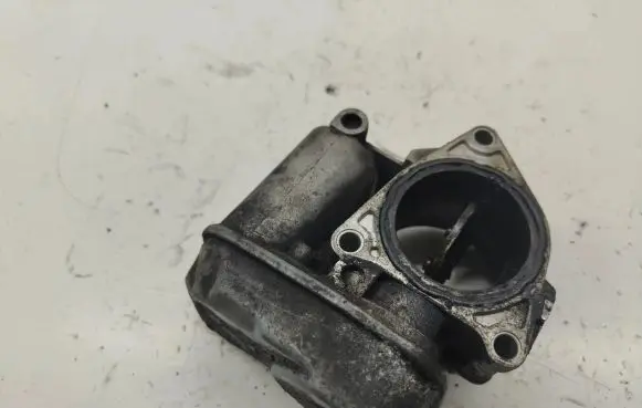 Audi A3 S3 8P Throttle valve 03G128063B
