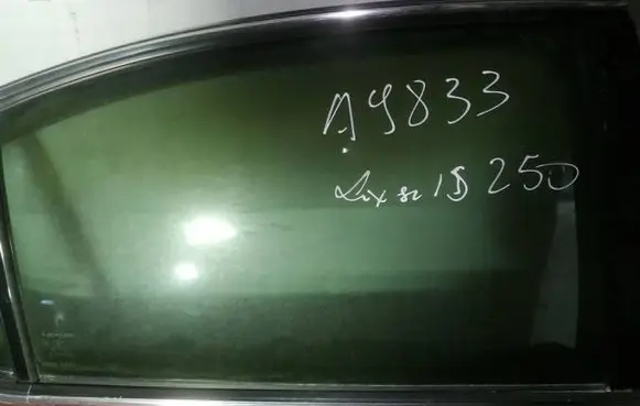 Lexus IS 220D-250-350 Rear door window glass 