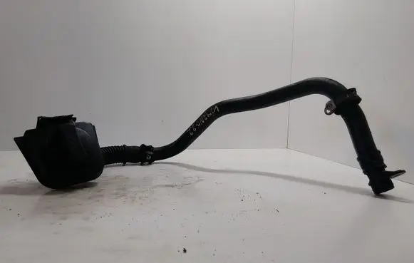 Mercedes-Benz Vito Viano W639 Oil fill pipe A6460160229
