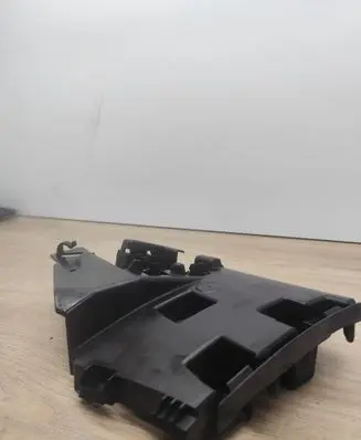 Volvo V60 Rear bumper mounting bracket 31352284