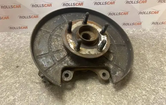 Opel Insignia A Rear wheel hub spindle/knuckle 