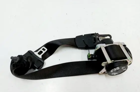 BMW X2 F39 Front seatbelt 7441659